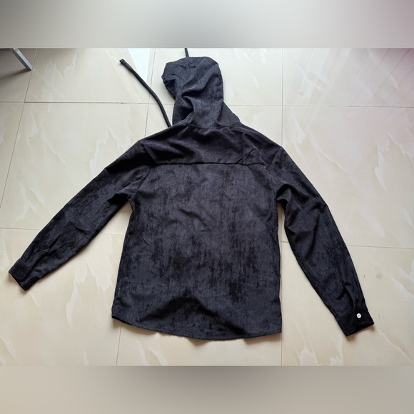 Romwe Black black  hooded Button Up Shirt Jacket Shacket Sz M  full button - Picture 4 of 16